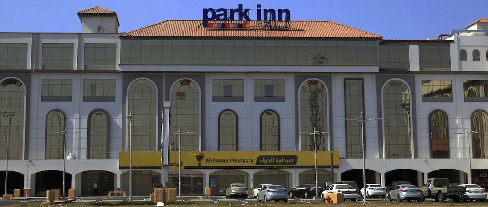 Park Inn By Radisson Najran Exterior photo